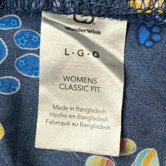 Wonder Wink Navy Paw Print Scrub Top Large Description: - Picture 5 of 5